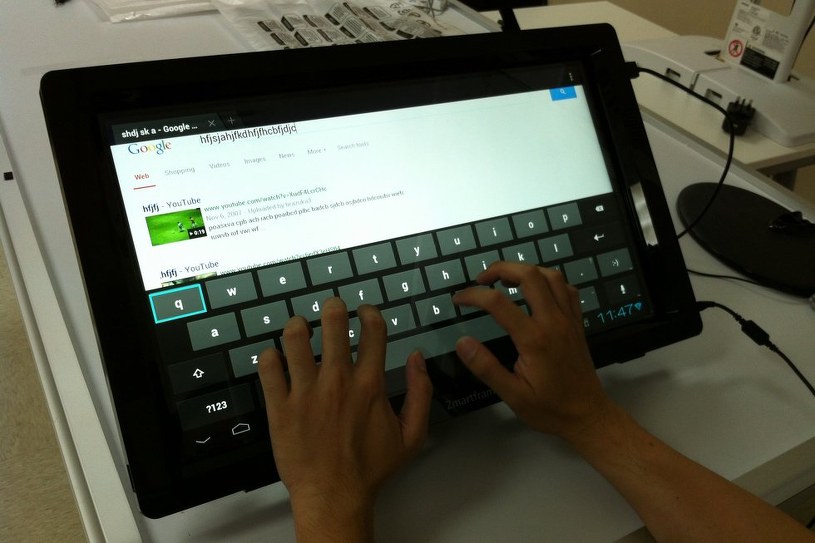 Zmartframe zmieni stary monitor w wielki tablet z Androidem Geekweek