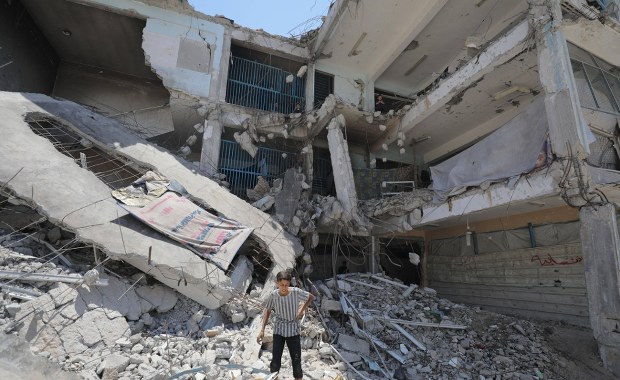 Zmasowany atak na Deir al-Balah. Rośnie liczba ofiar