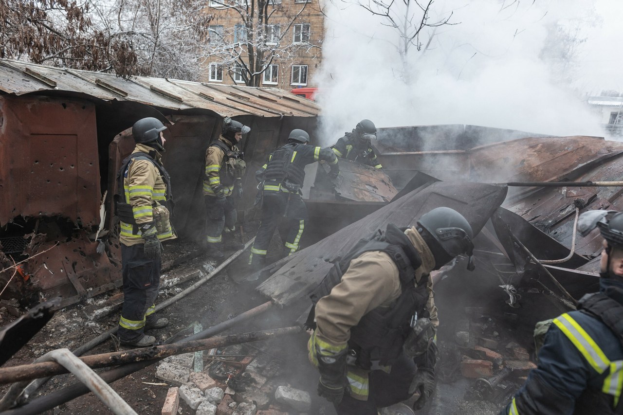 Zmasowany atak Rosjan na Ukrainę. Setki dronów i pociski manewrujące