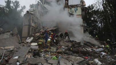 Zmasowany atak Rosji na Kijów. Dzieci wśród ofiar [WIDEO]