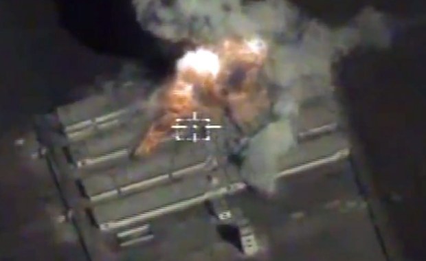 Zmasowany atak rosyjskich Su-33 na Syrię. Ministerstwo Obrony: Zlikwidowaliśmy ważnych dowódców