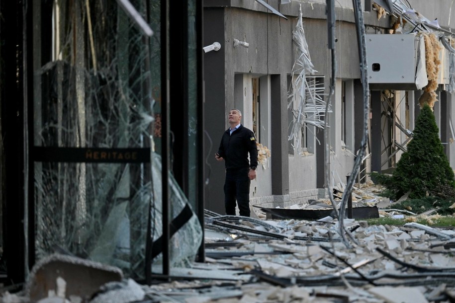 Zmasowany nocny atak Rosji na Kijów /SERGEI SUPINSKY/AFP/East News /East News