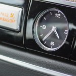 zmiana czasu Zmiana czasu na zimowy. Jak przestawić zegarek w samochodzie?