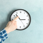 Zmiana czasu na zimowy: Kiedy należy przestawić zegarki?
