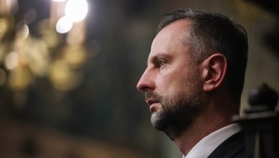 Zmiana konstytucji. Szef MON: To nie przepisy są do wymiany, to my możemy się poprawić
