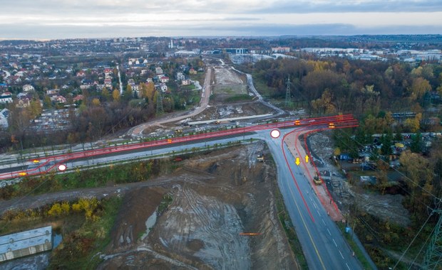 Zmiana organizacji ruchu na Al. Solidarności 