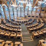 Zmiana płci na podstawie własnej deklaracji. Ustawa przyjęta w szkockim parlamencie