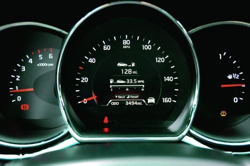 Zmiana skali prędkościomierza (Kia) /Motor