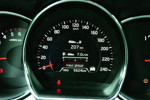 Zmiana skali prędkościomierza (Kia) /Motor