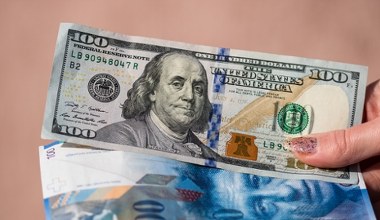 Zmiana warty na rynku walutowym. Frank, a nie dolar najsilniejszą walutą świata