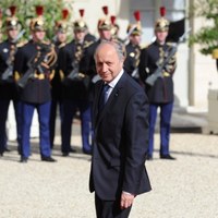 W uroczystości zaprzysiężenia na prezydenta Francji Francois Hollande'a w Pałacu Elizejskim wziął udział były premier Laurent Fabius
