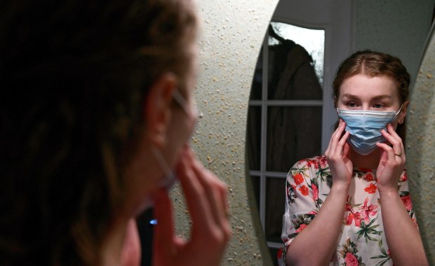 Zmiany w restrykcjach: Decyzje rządu poznamy w środę. Czego można się spodziewać?