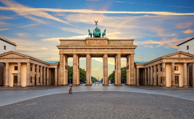 Zmieniają się powody podróży Polaków do Niemiec. Nowe dane CBOS