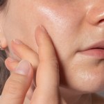 Zmniejsza widoczność porów jak laser. W aptece kosztuje kilka złotych