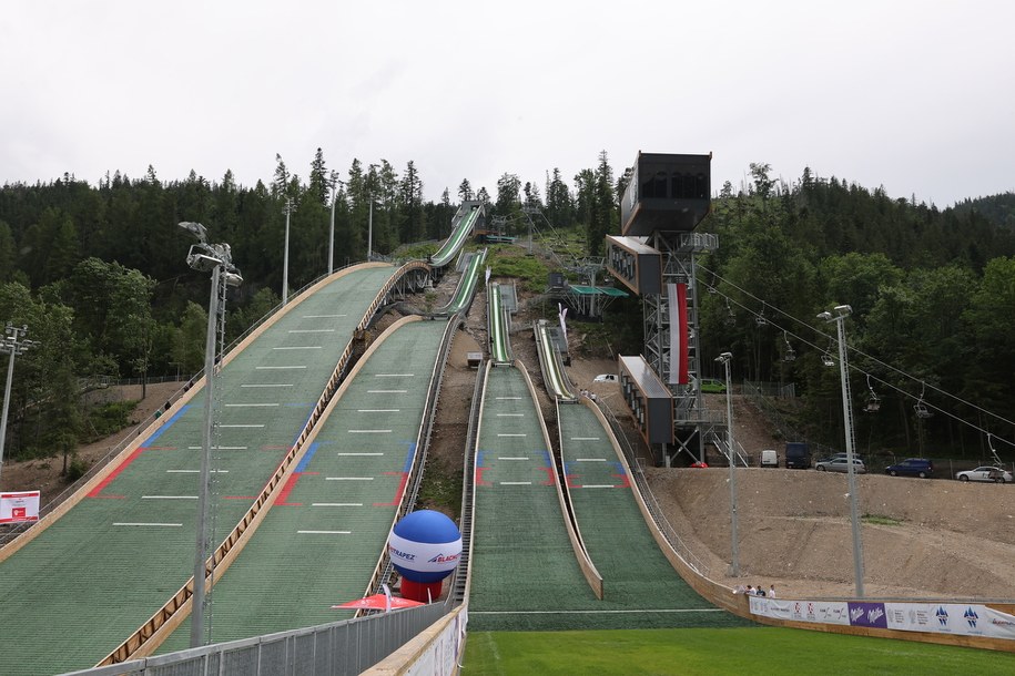 Zmodernizowany kompleks skoczni narciarskich Średniej Krokwi /Grzegorz Momot /PAP