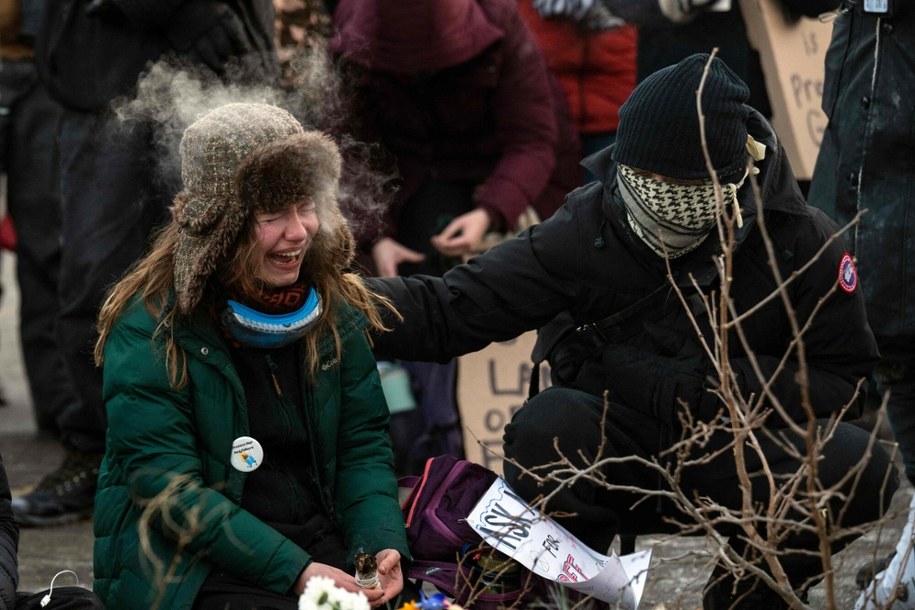 Znajomi Alexa Jeffreya Prettiego nazywają go "serdecznym przyjacielem", który "głęboko troszczył się o sprawiedliwość społeczną i walkę o sprawiedliwość” /ROBERTO SCHMIDT/AFP /East News