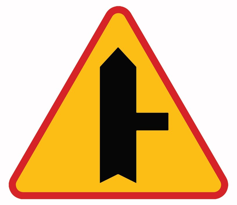 Znak ostrzegawczy A-6b. Skrzyżowanie z drogą podporządkowaną występującą po prawej stronie. /INTERIA.PL