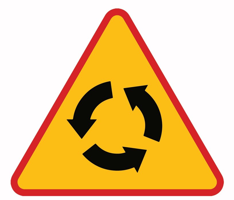 Znak ostrzegawczy A-8. Skrzyżowanie o ruchu okrężnym. /INTERIA.PL