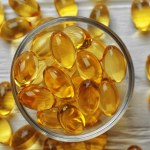 Znak, że brakuje witaminy D. Możesz zauważyć go w chwili wstawania z krzesła