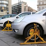 Znaku nie ma, a parkować nie wolno. Kierowcy zapominają o tych wyjątkach