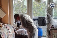 Znalazł pocisk w lesie i przyniósł do domu. Skończyło się eksplozją 