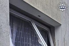 Znalazł pocisk w lesie i przyniósł do domu. Skończyło się eksplozją 