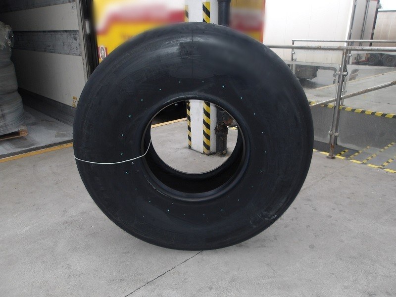 Znalezione opony /Izba Administracji Skarbowej w Lublinie /