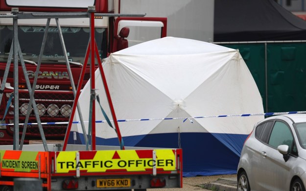 Znaleziony w ciężarówce nastolatek z Wietnamu uciekł z ośrodka w Holandii /Aaron Chown  /PAP/EPA