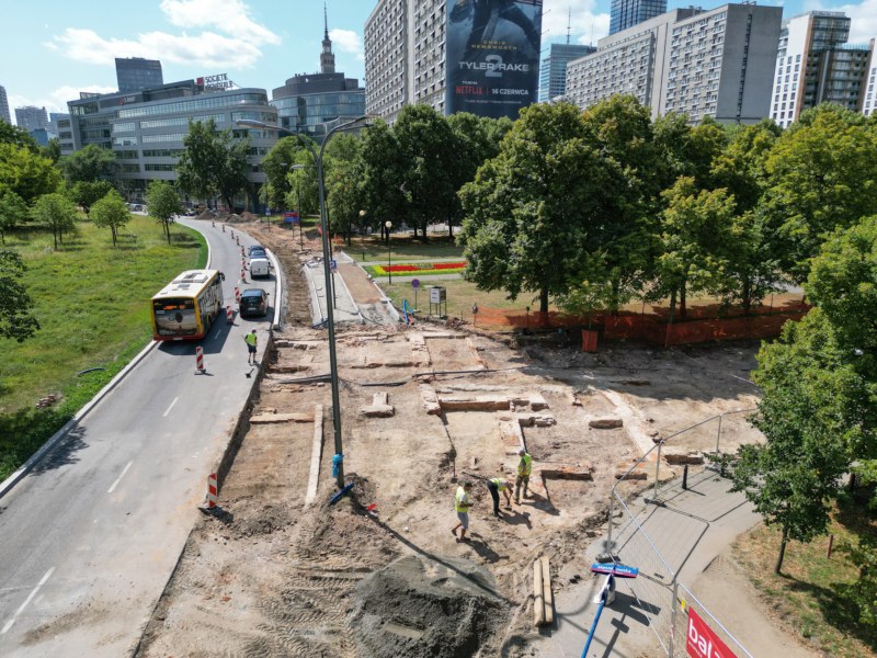 Znaleziska archeologiczne przy stołecznym pl. Żelaznej Bramy /Zarząd Dróg Miejskich Warszawa  /