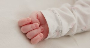 Znaleźli noworodka ukrytego w szafce. Wstrząsające sceny w Mławie