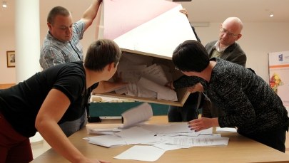 ​Znamy cząstkowe wyniki referendum. Frekwencja - 7,48 procent