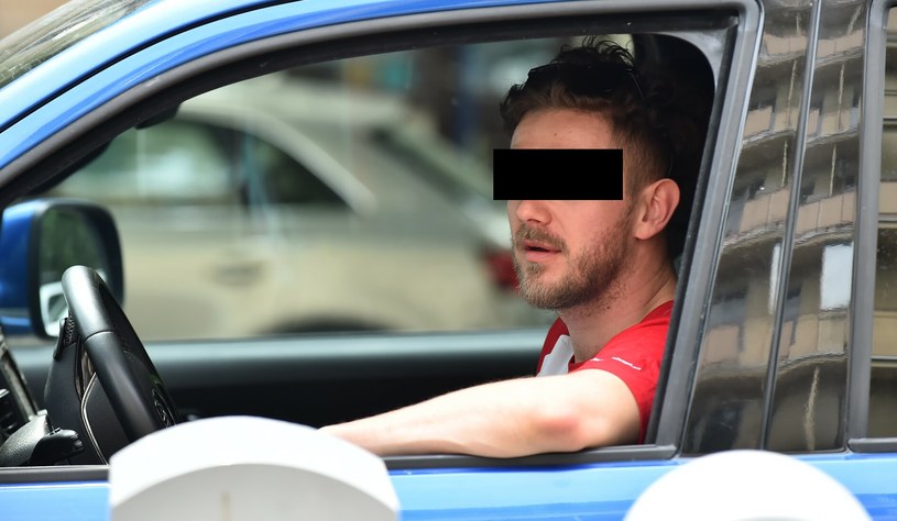 Znany aktor Antoni K. został zatrzymany, gdy siedział w samochodzie, będąc pod wpływem narkotyków /Artur Zawadzki /Reporter