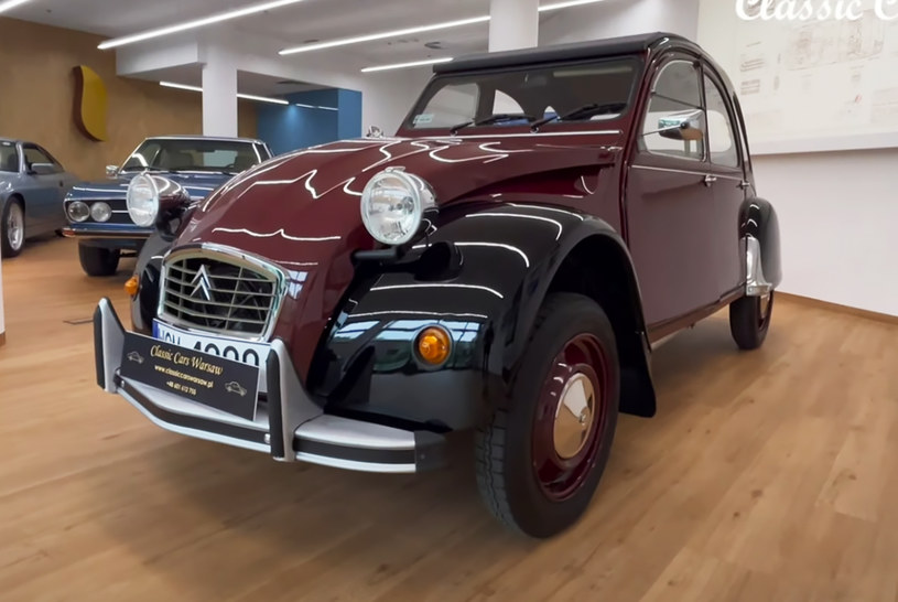 Znany aktor wystawił na sprzedaż kultowego klasyka Fot. Classic Cars Warsaw / YouTube /
