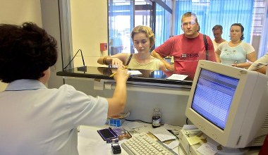 Znany bank zwolni prawie 1500 osób!