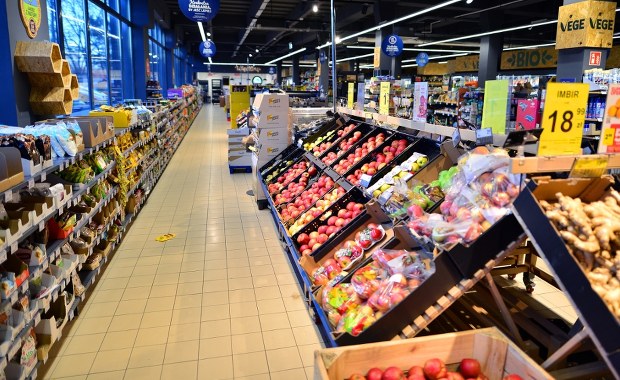 Znany hipermarket zostanie zamknięty. Trwa wyprzedaż towaru