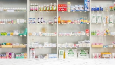 Znany lek na zapalenie pęcherza wycofany. Możesz mieć go w domu 