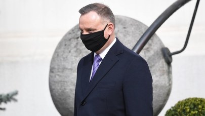 Znany pisarz Jakub Żulczyk nazwał Andrzeja Dudę "debilem". Został oskarżony