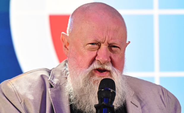 Znany profesor miał wypadek samochodowy. Trafił do szpitala