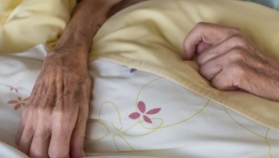 Znęcała się nad matką i doprowadziła do jej śmierci. 64-latka oskarżona