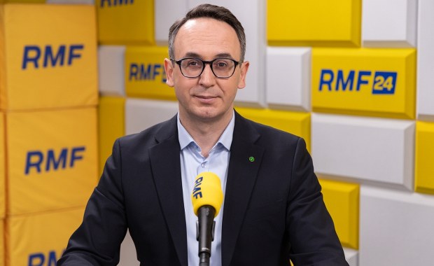 "Zniknie egzamin na placu manewrowym". Minister Klimczak o zmianach w systemie szkolenia kierowców