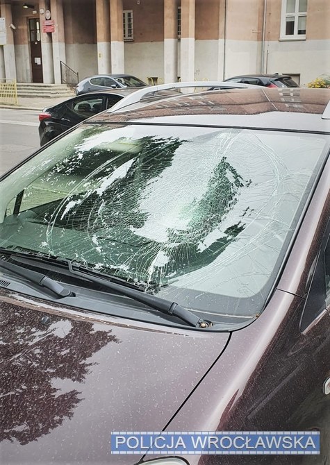 Zniszczenia, których dokonał 28-latek /Policja