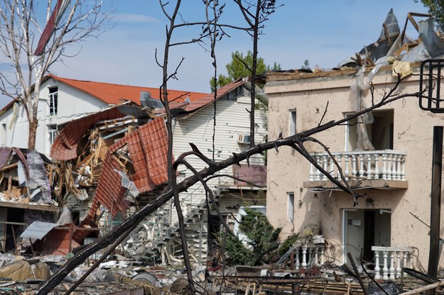 Zniszczenia po rosyjskim ostrzale w miejscowości Zatoka w obwodzie odeskim /Alena Salomonova /PAP/EPA