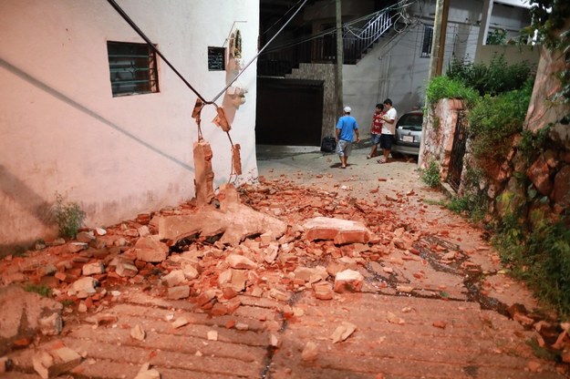 Zniszczenia po trzęsieniu ziemi w Meksyku. / 	DAVID GUZMAN /PAP/EPA