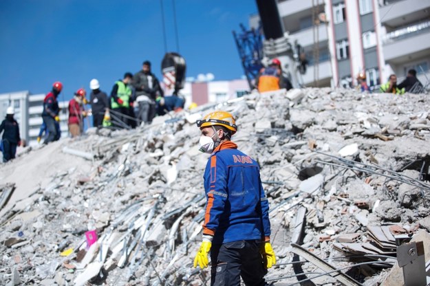 Zniszczenia po trzęsieniu ziemi w Turcji /Shutterstock