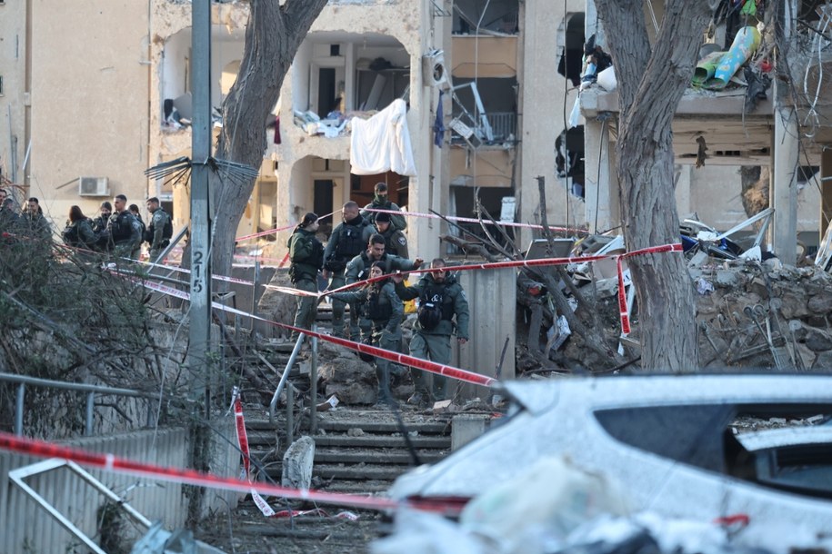 Zniszczenia w Aradzie /ABIR SULTAN /PAP/EPA