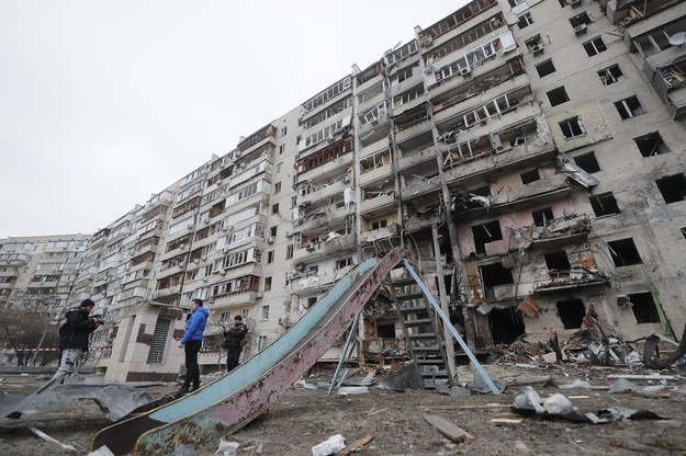 Zniszczenia w Kijowie /SERGEY DOLZHENKO /PAP/EPA