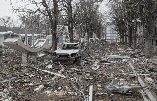 Zniszczenia w miejscowości Browary koło Kijowa /SERGEY DOLZHENKO /PAP/EPA