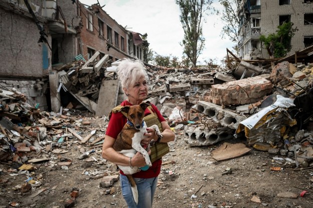 Zniszczenia w mieście na Zaporożu /Kateryna Klochko /PAP/EPA
