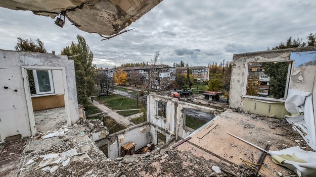 Zniszczenia w okolicach Nikopolu /HANNIBAL HANSCHKE /PAP/EPA