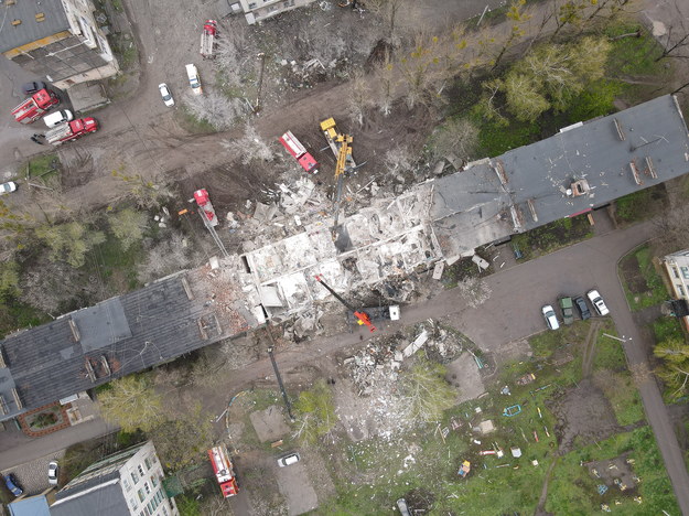Zniszczenia w Słowiańsku po piątkowym rosyjskim ataku rakietowym /Yevhen Titov /PAP/EPA